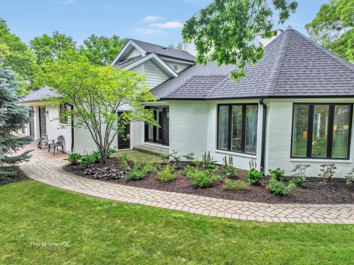 1417 Sherwood Lane, Geneva, IL 60134