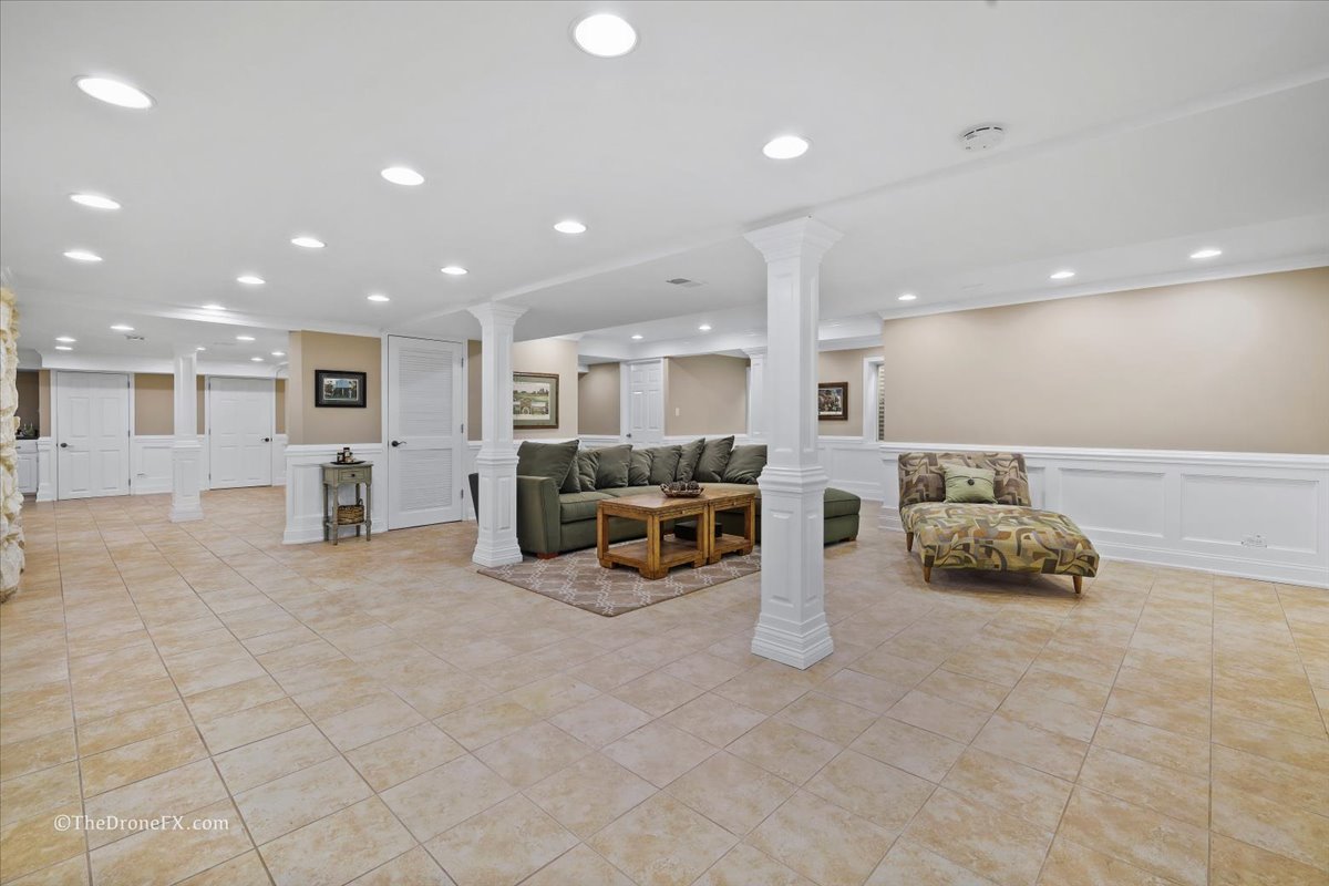 1417 Sherwood Lane, Geneva, IL 60134