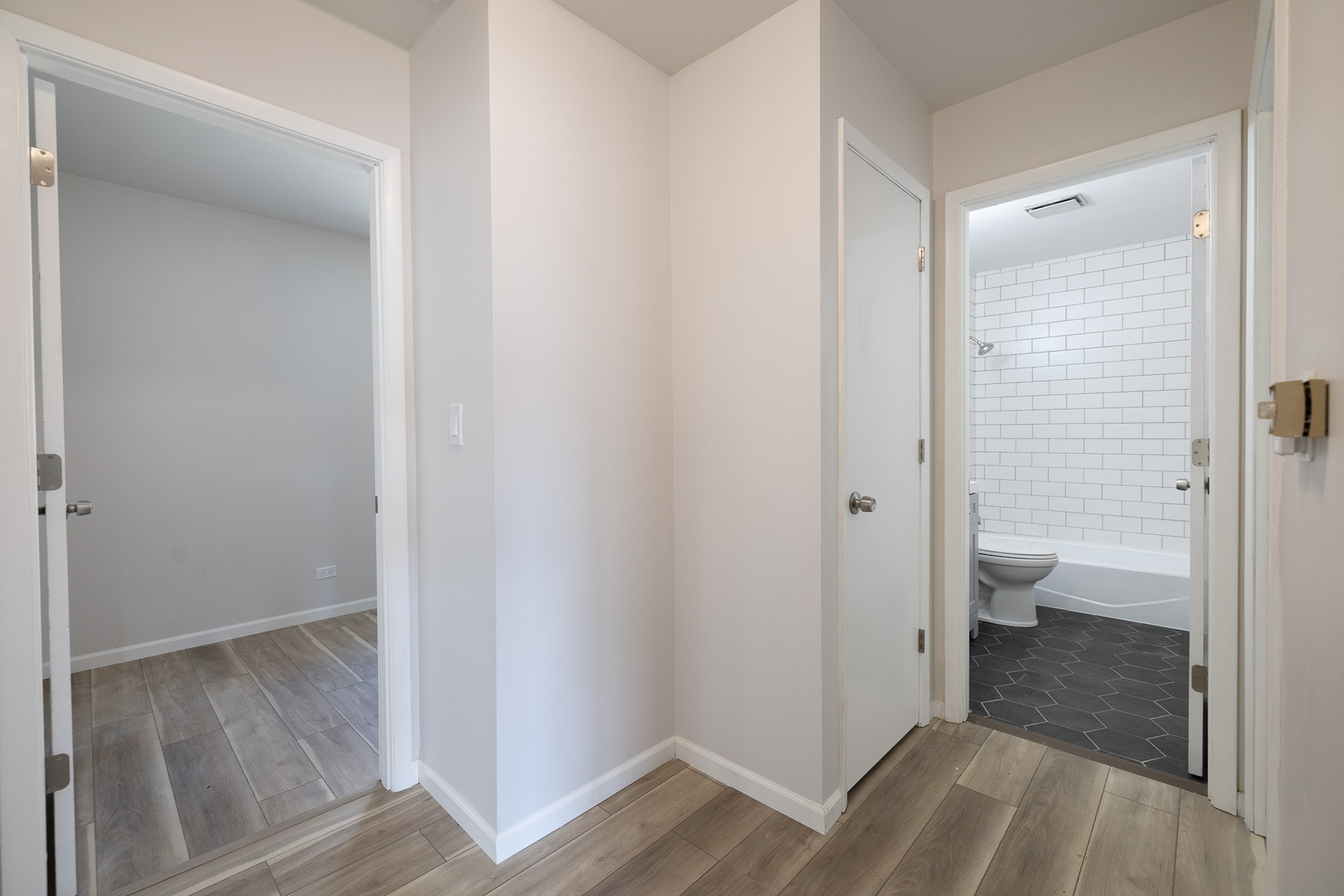 4231 Belle Aire Lane, Downers Grove, IL 60515