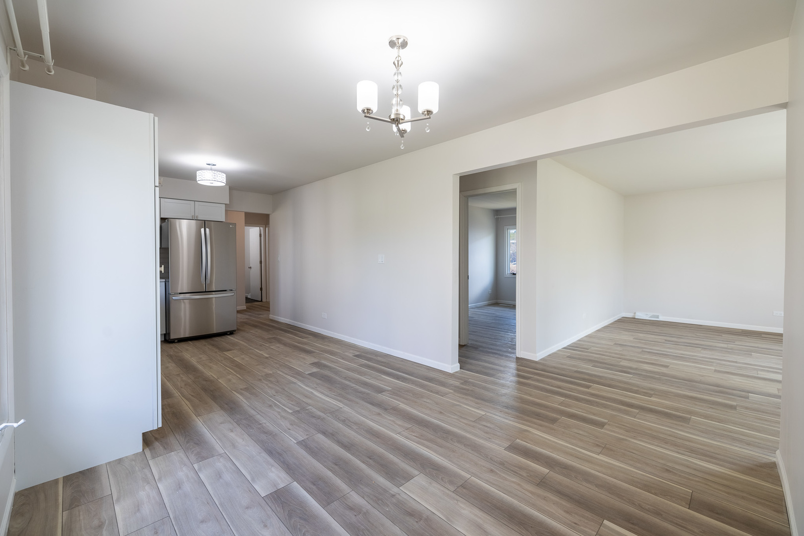 4231 Belle Aire Lane, Downers Grove, IL 60515
