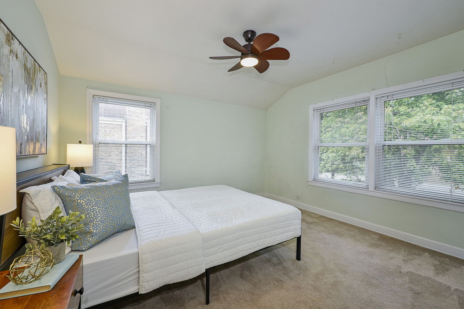 1116 W Northwest Highway, Arlington Heights, IL 60004