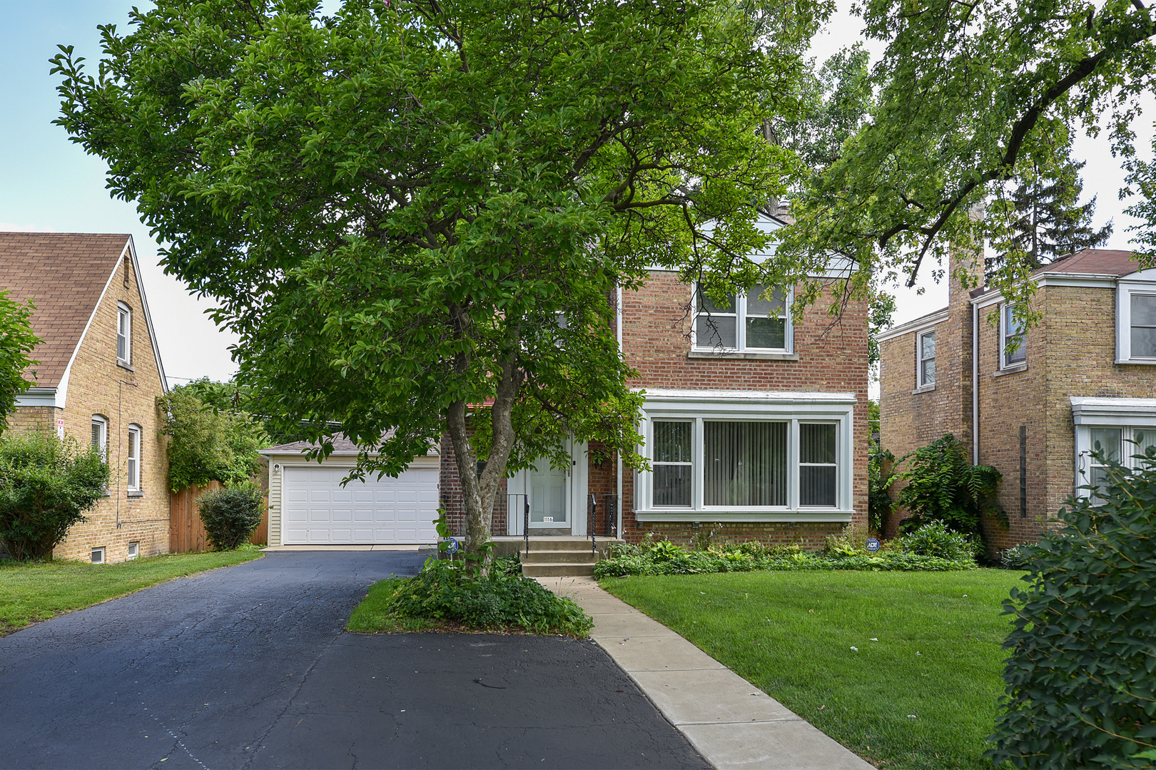 1116 W Northwest Highway, Arlington Heights, IL 60004