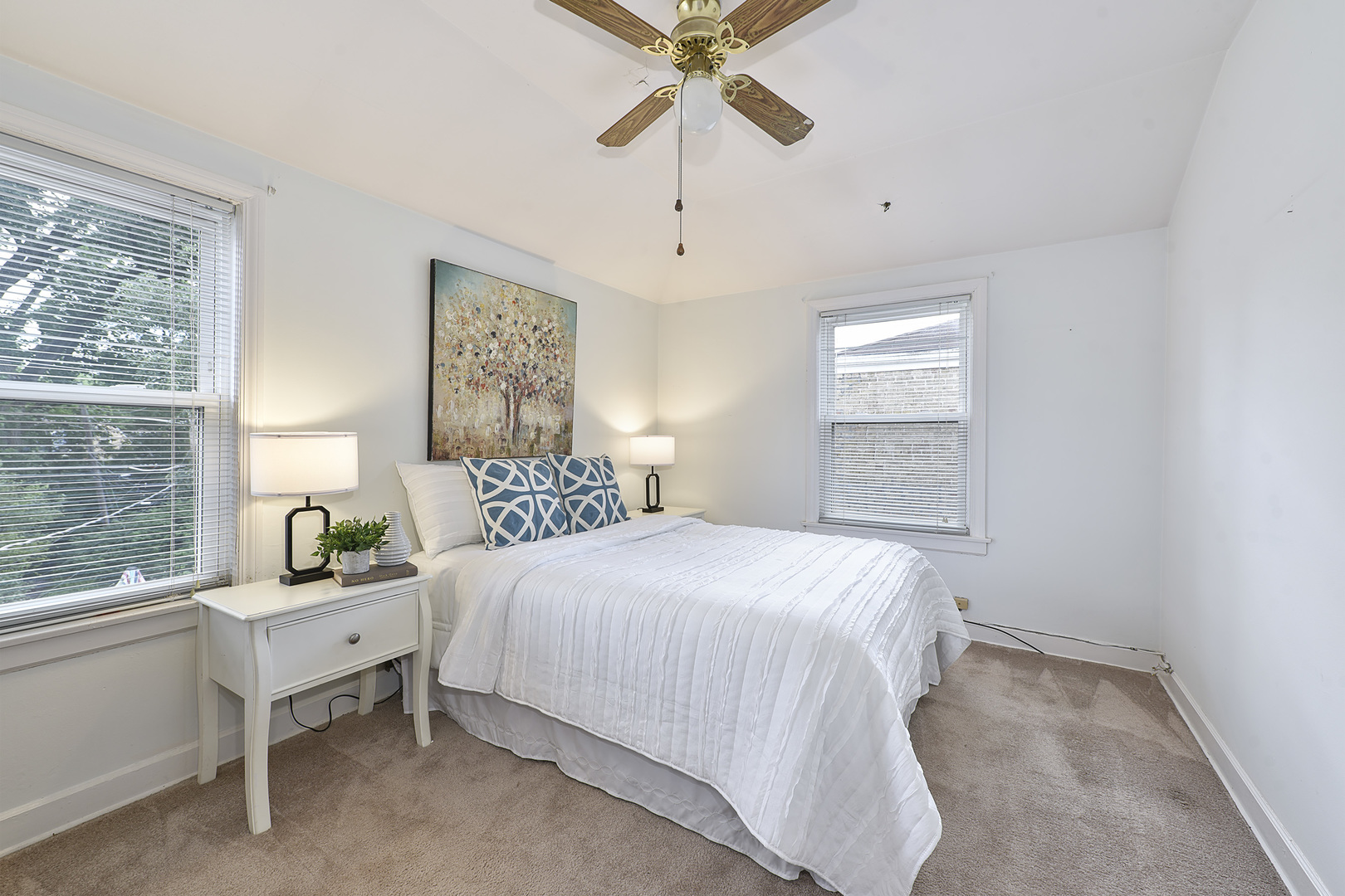 1116 W Northwest Highway, Arlington Heights, IL 60004