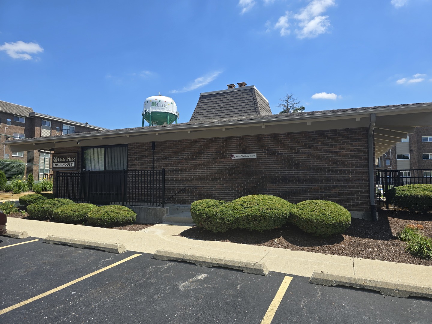 2301 Beau Monde Lane #206, Lisle, IL 60532