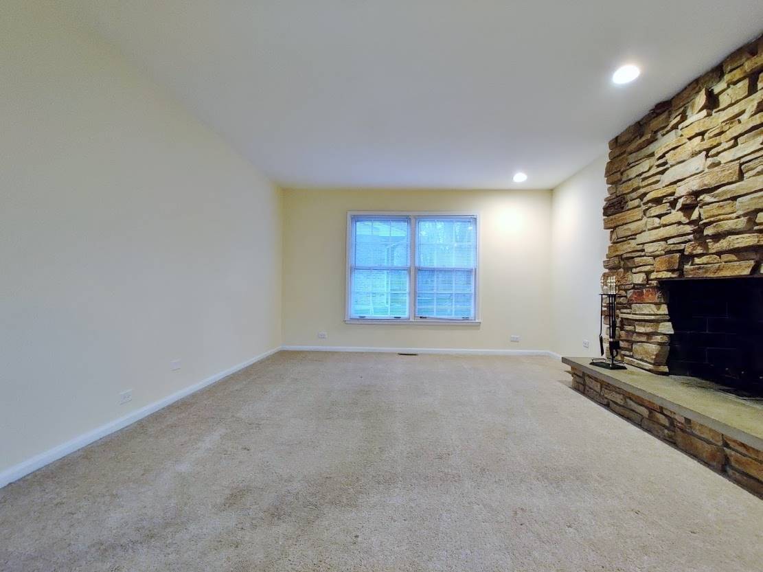 1520 Chippewa Drive, Naperville, IL 60563