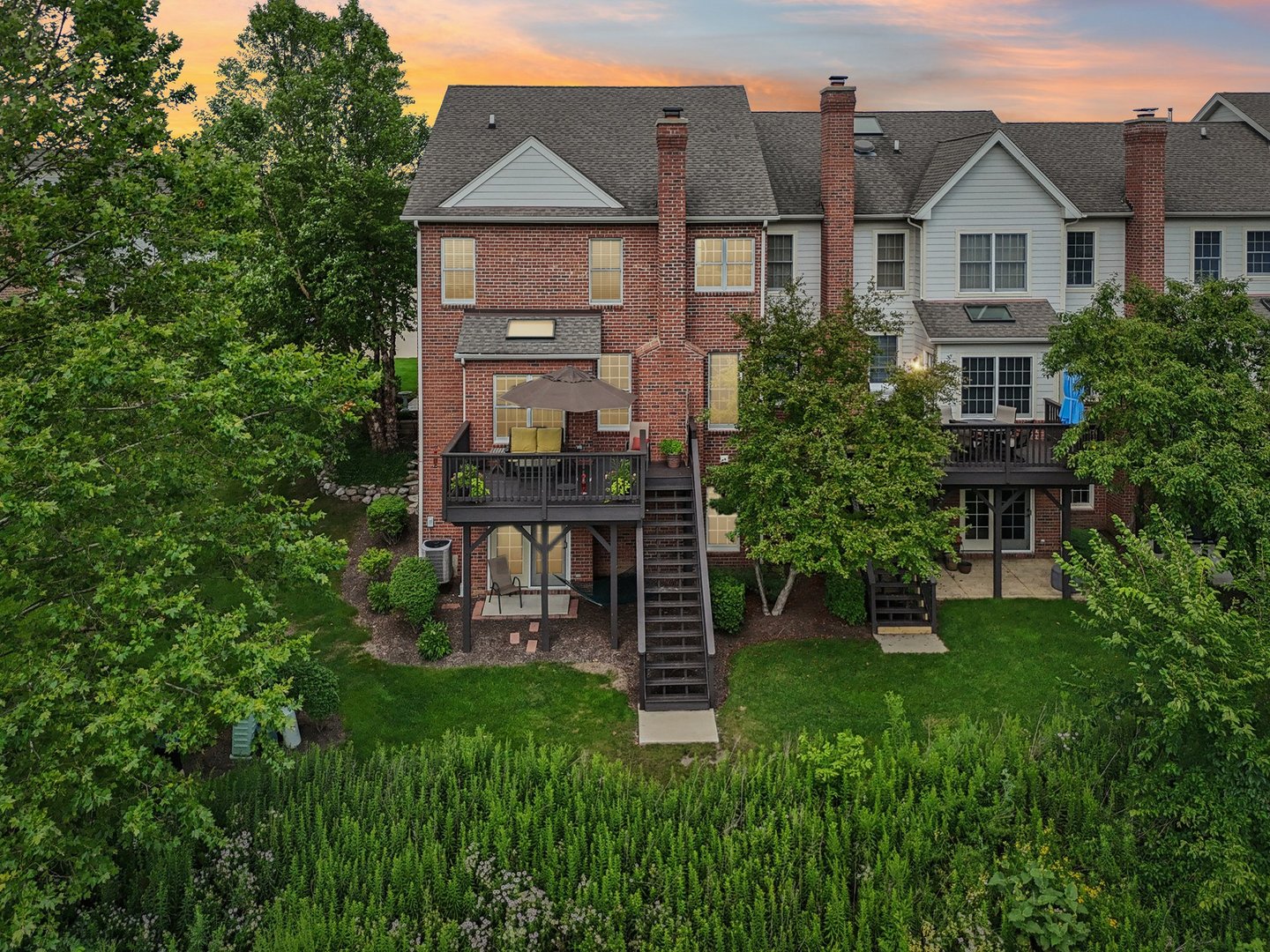23 Harborside Way, Hawthorn Woods, IL 60047