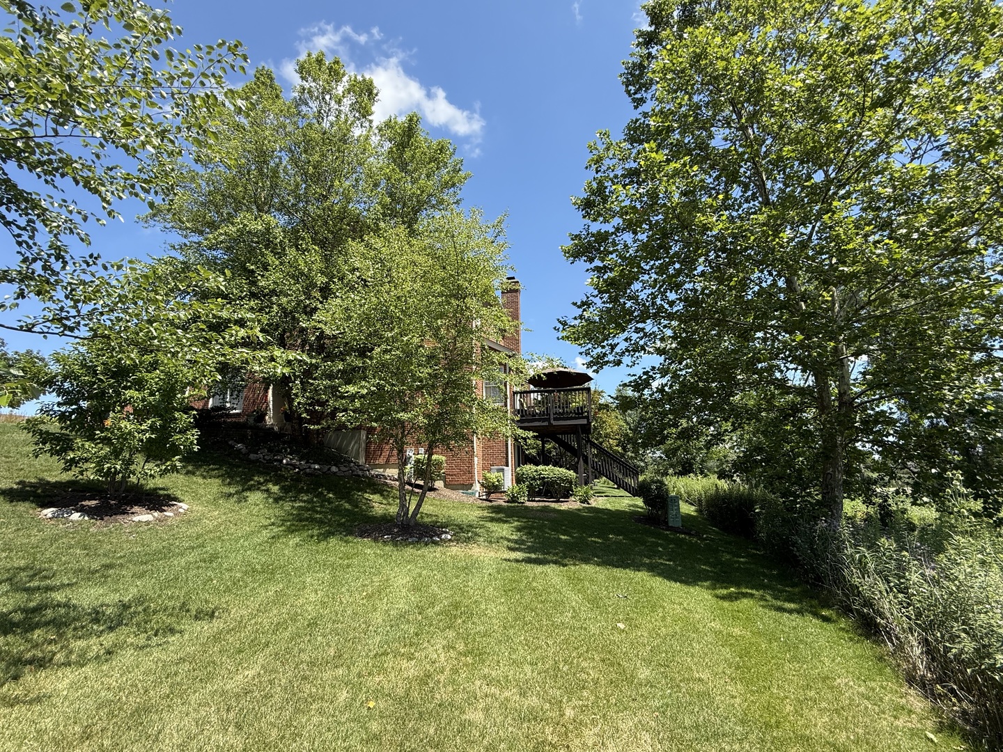 23 Harborside Way, Hawthorn Woods, IL 60047