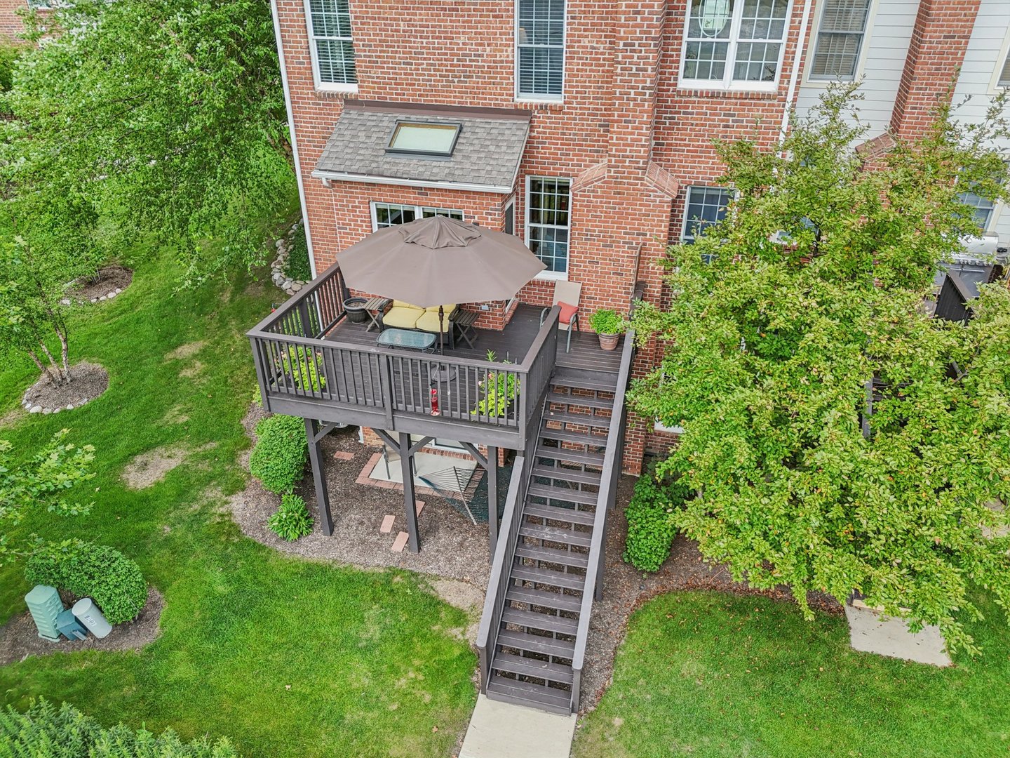 23 Harborside Way, Hawthorn Woods, IL 60047