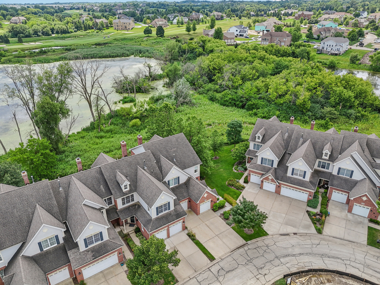 23 Harborside Way, Hawthorn Woods, IL 60047
