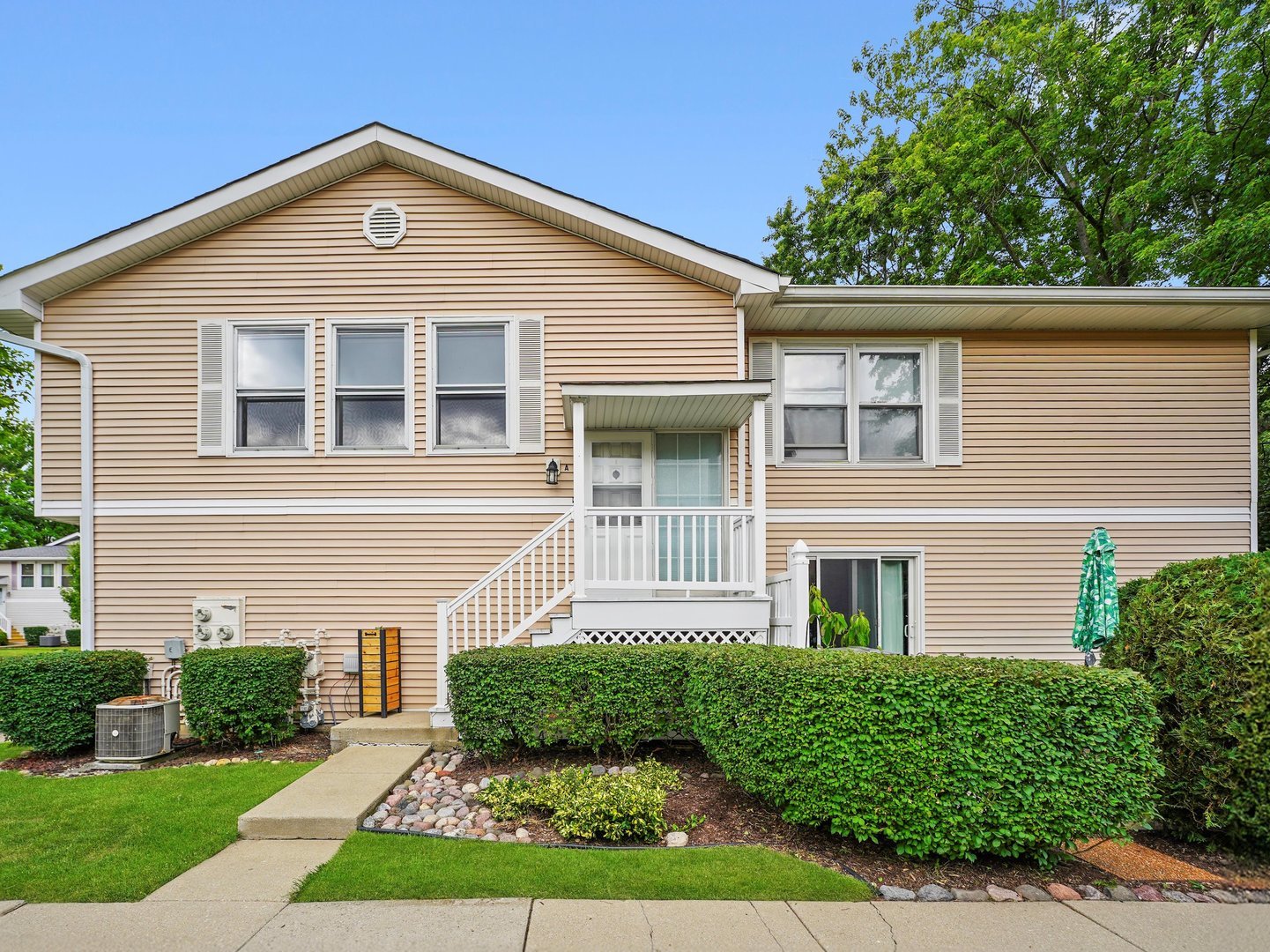 5332 Crescent Lane #A, Oak Forest, IL 60452