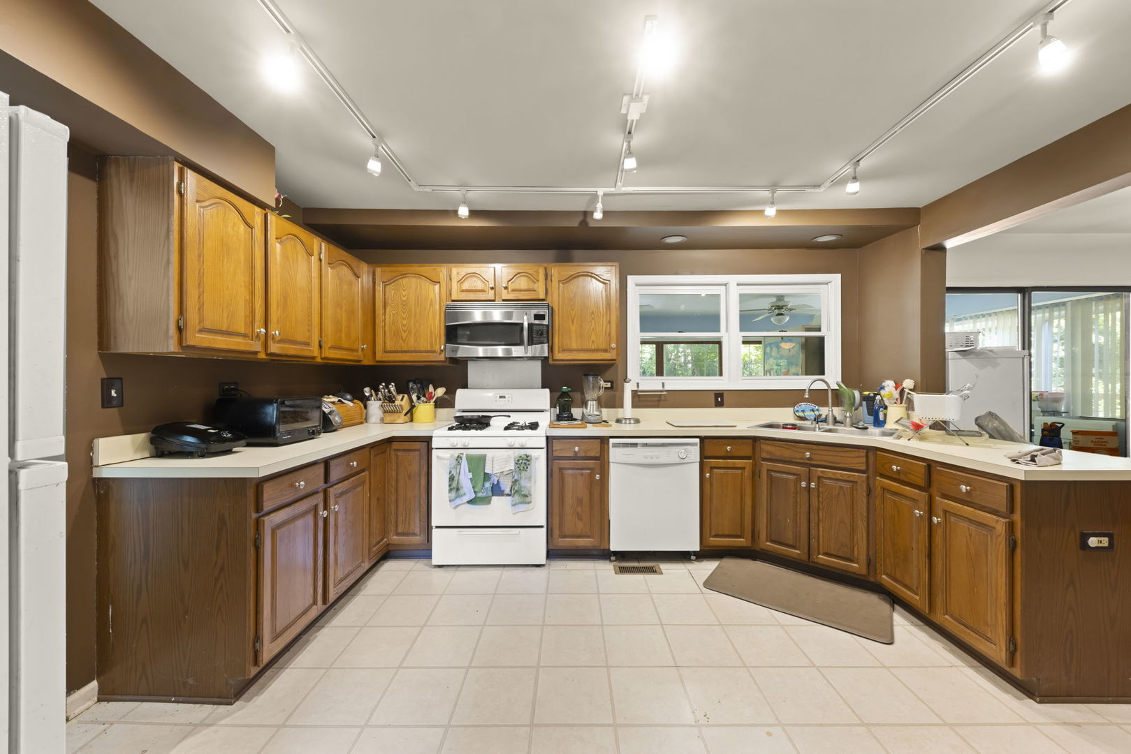 436 Cambridge Way, Bolingbrook, IL 60440