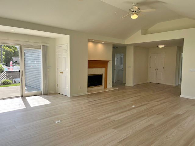 26528 W Ingleside Shore Drive, Ingleside, IL 60041