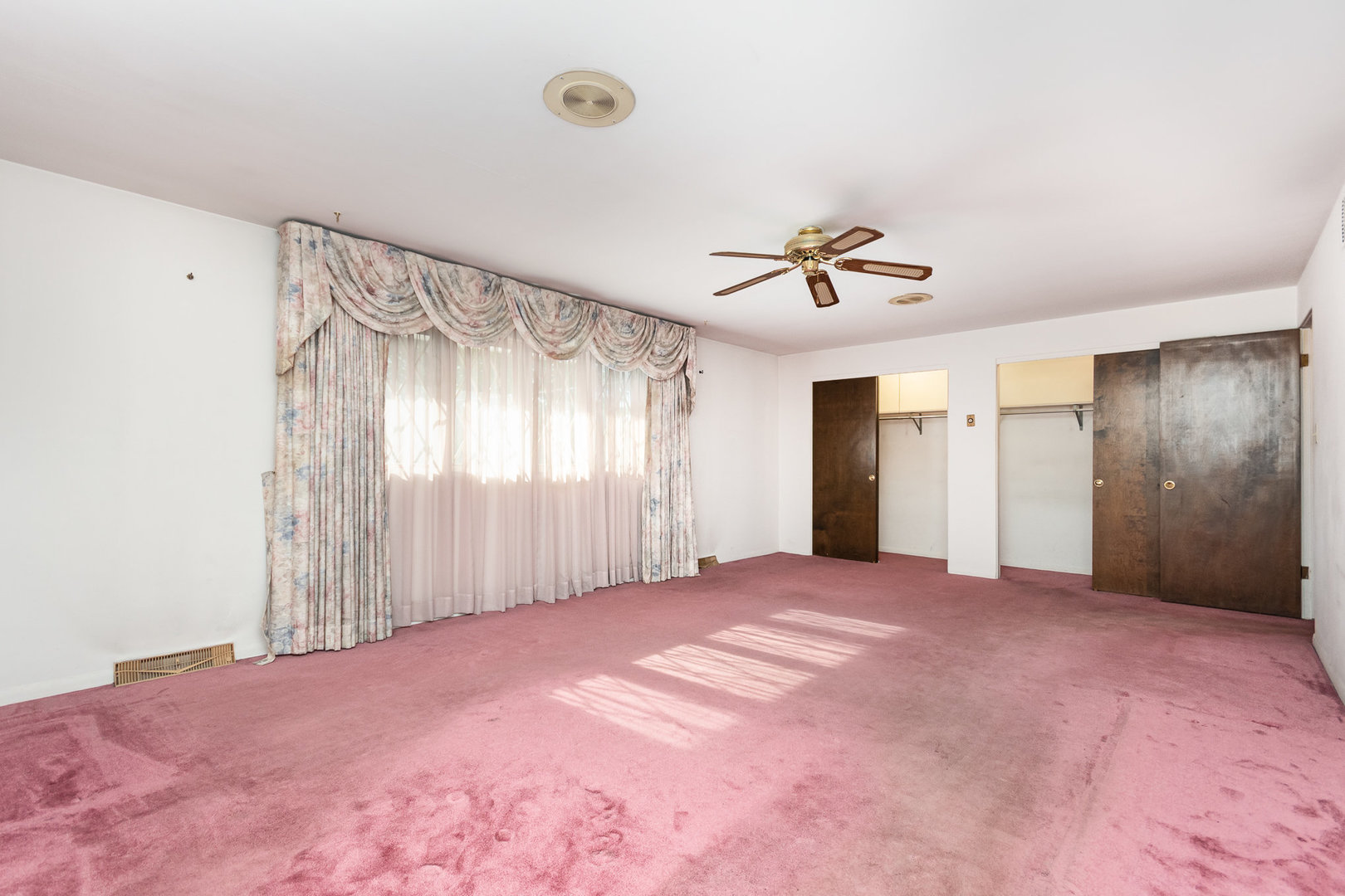 615 Hoxie Avenue, Calumet City, IL 60409