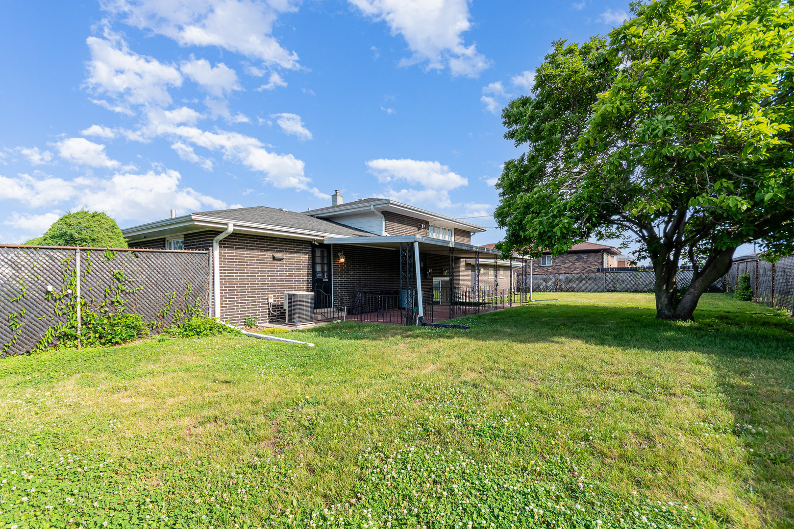 615 Hoxie Avenue, Calumet City, IL 60409