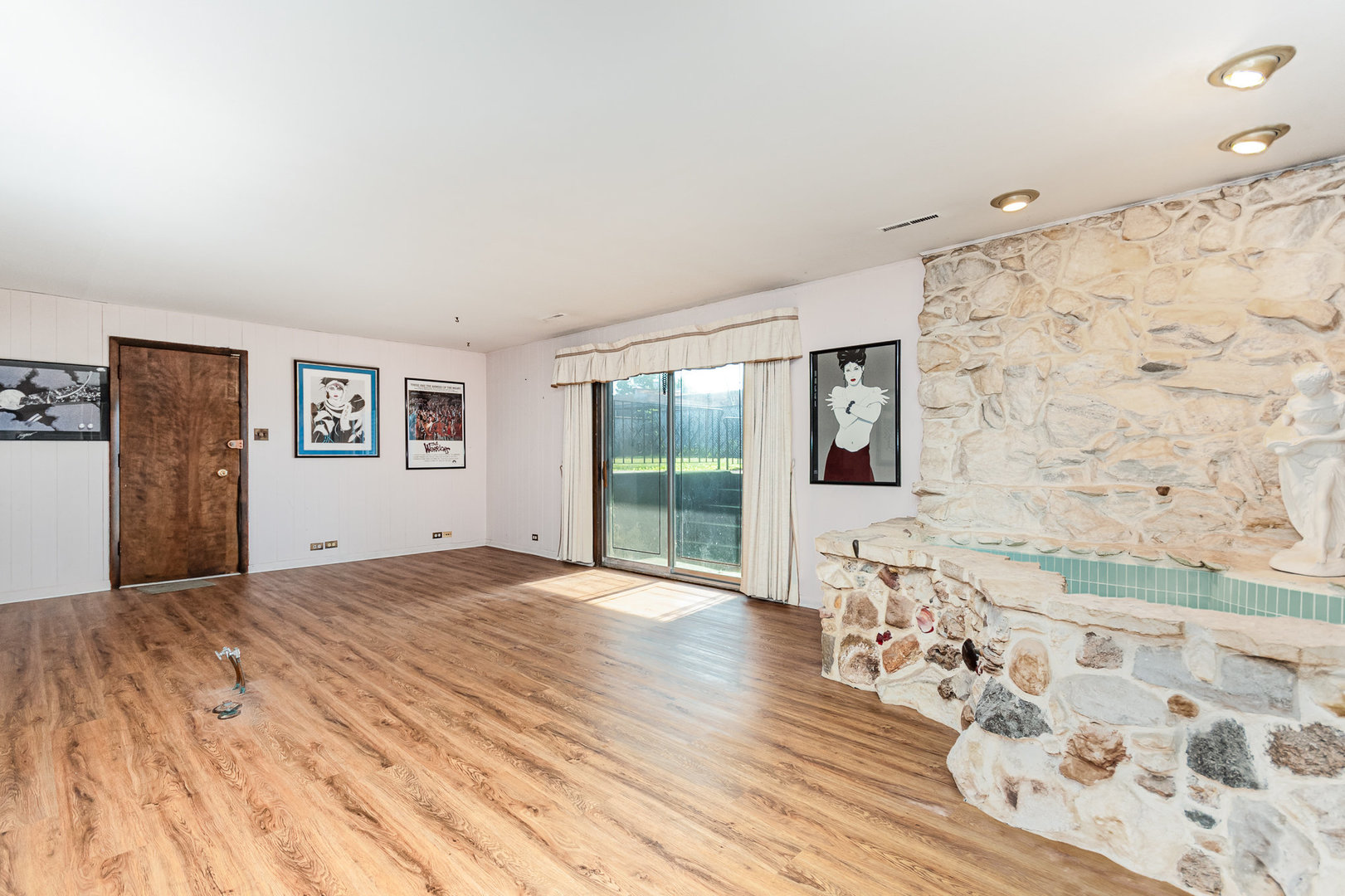 615 Hoxie Avenue, Calumet City, IL 60409