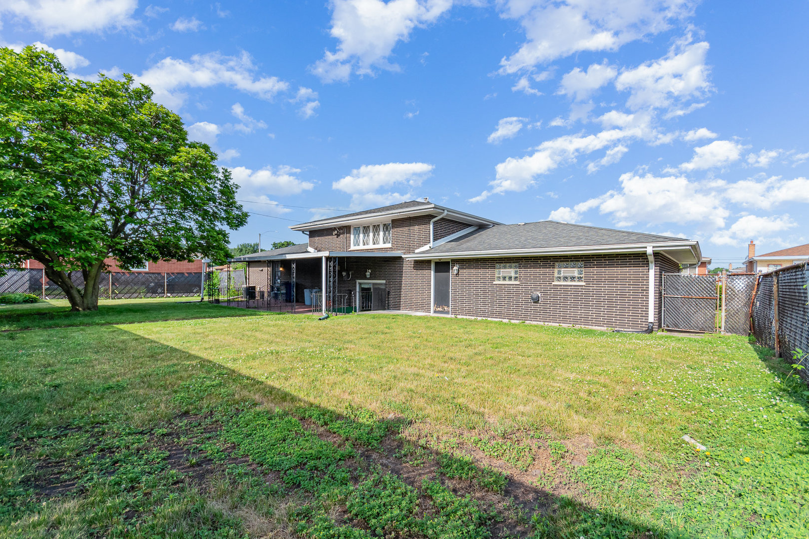 615 Hoxie Avenue, Calumet City, IL 60409