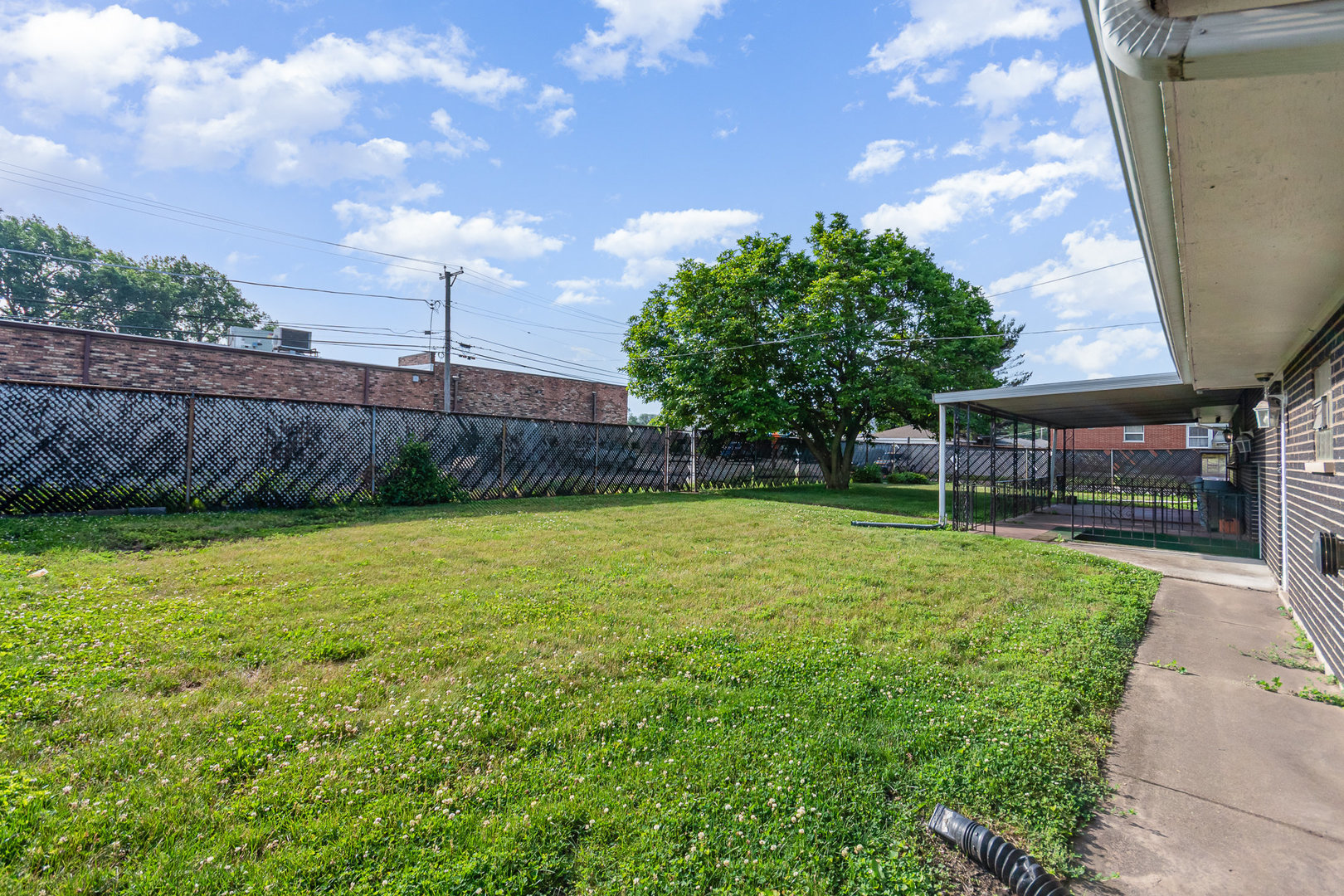 615 Hoxie Avenue, Calumet City, IL 60409