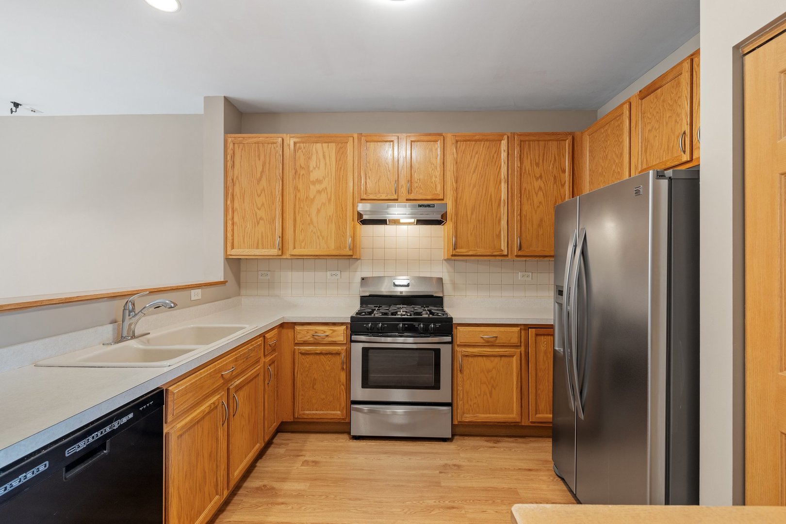 2442 Oneida Lane, Naperville, IL 60563