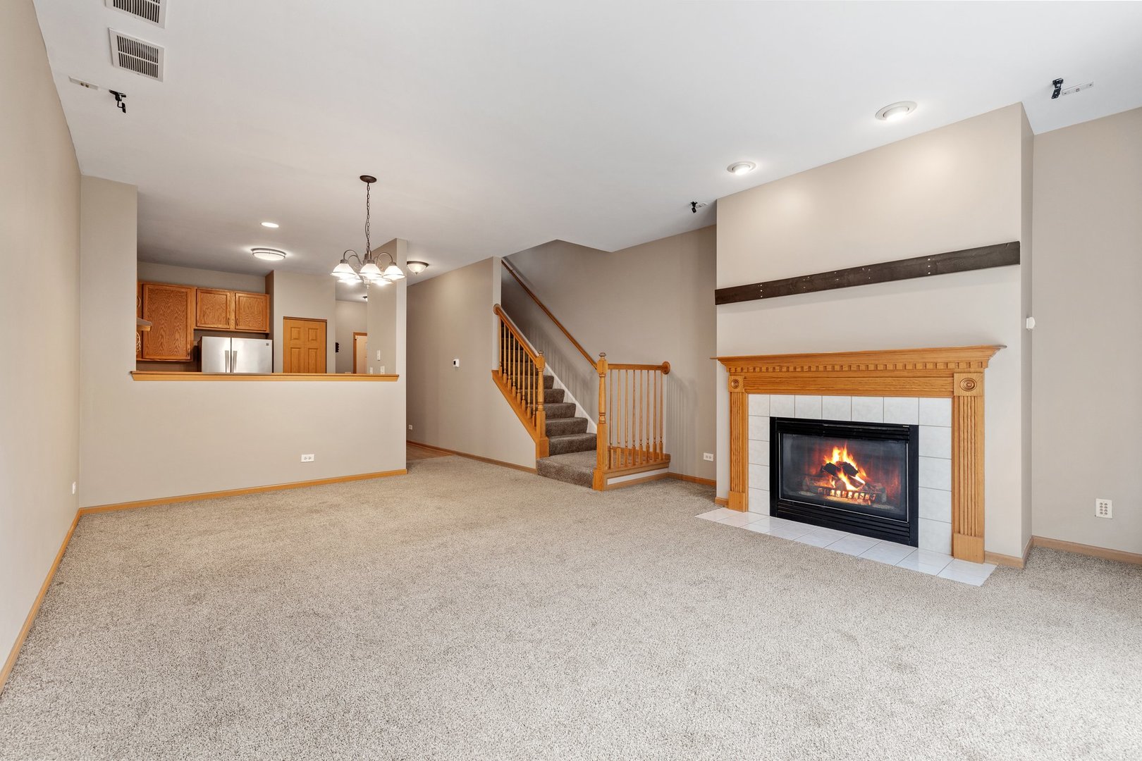 2442 Oneida Lane, Naperville, IL 60563