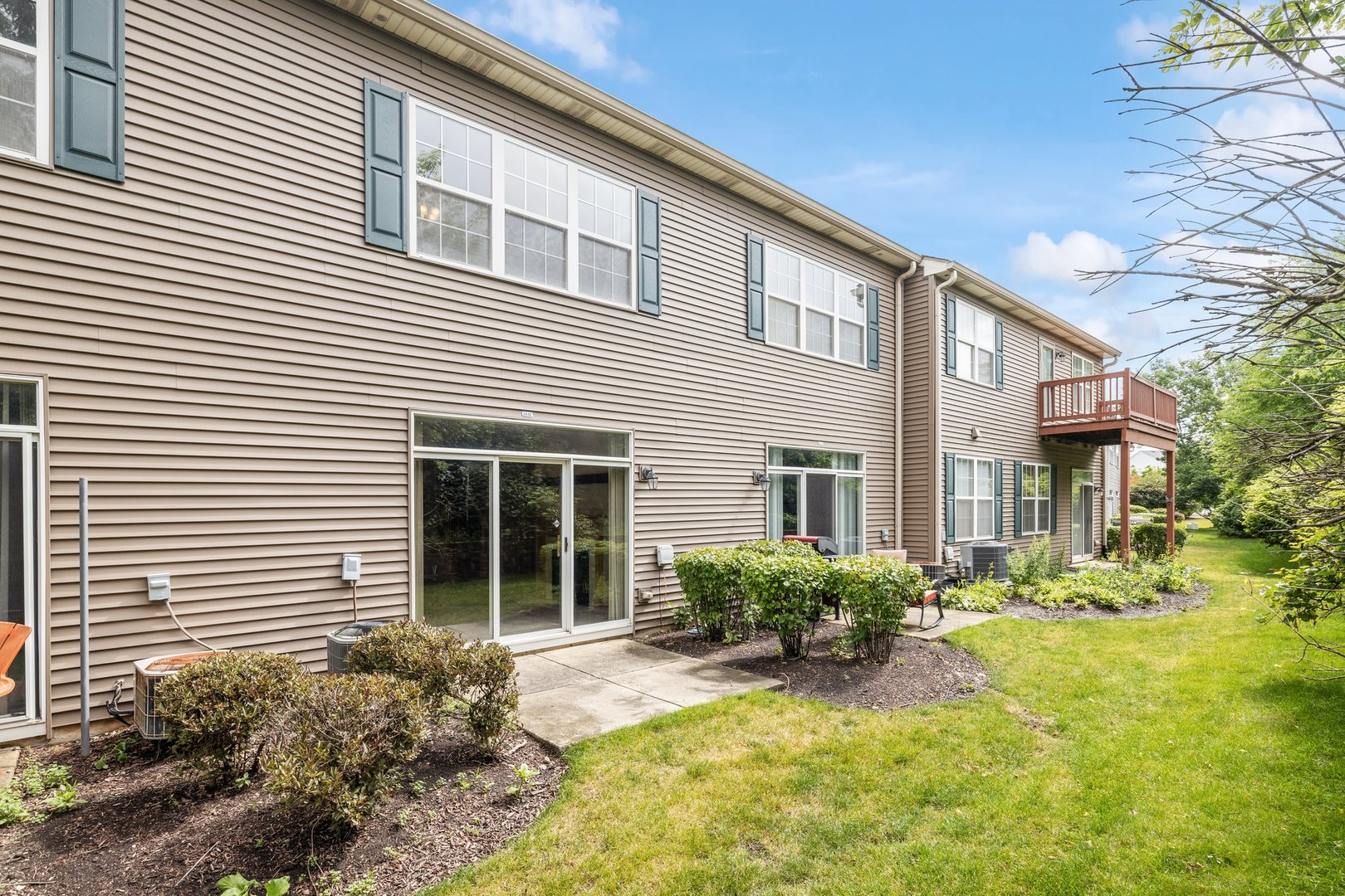 2442 Oneida Lane, Naperville, IL 60563
