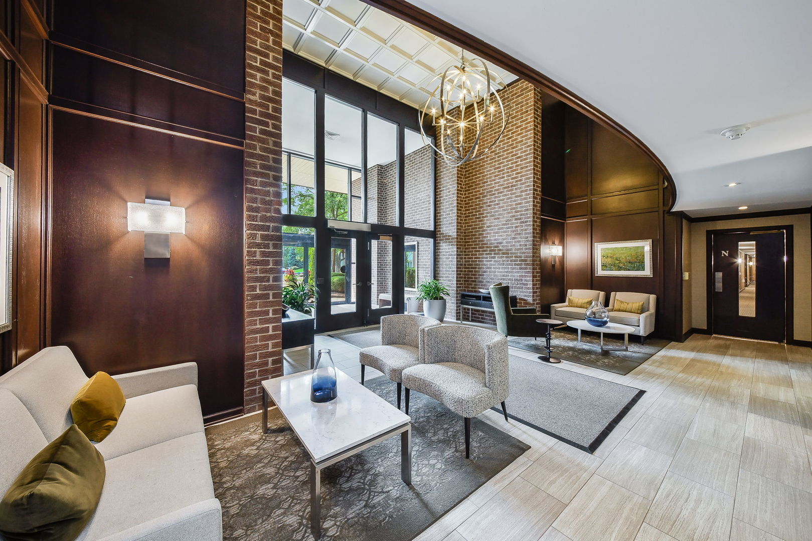 5 Oak Brook Club Drive #N305, Oak Brook, IL 60523