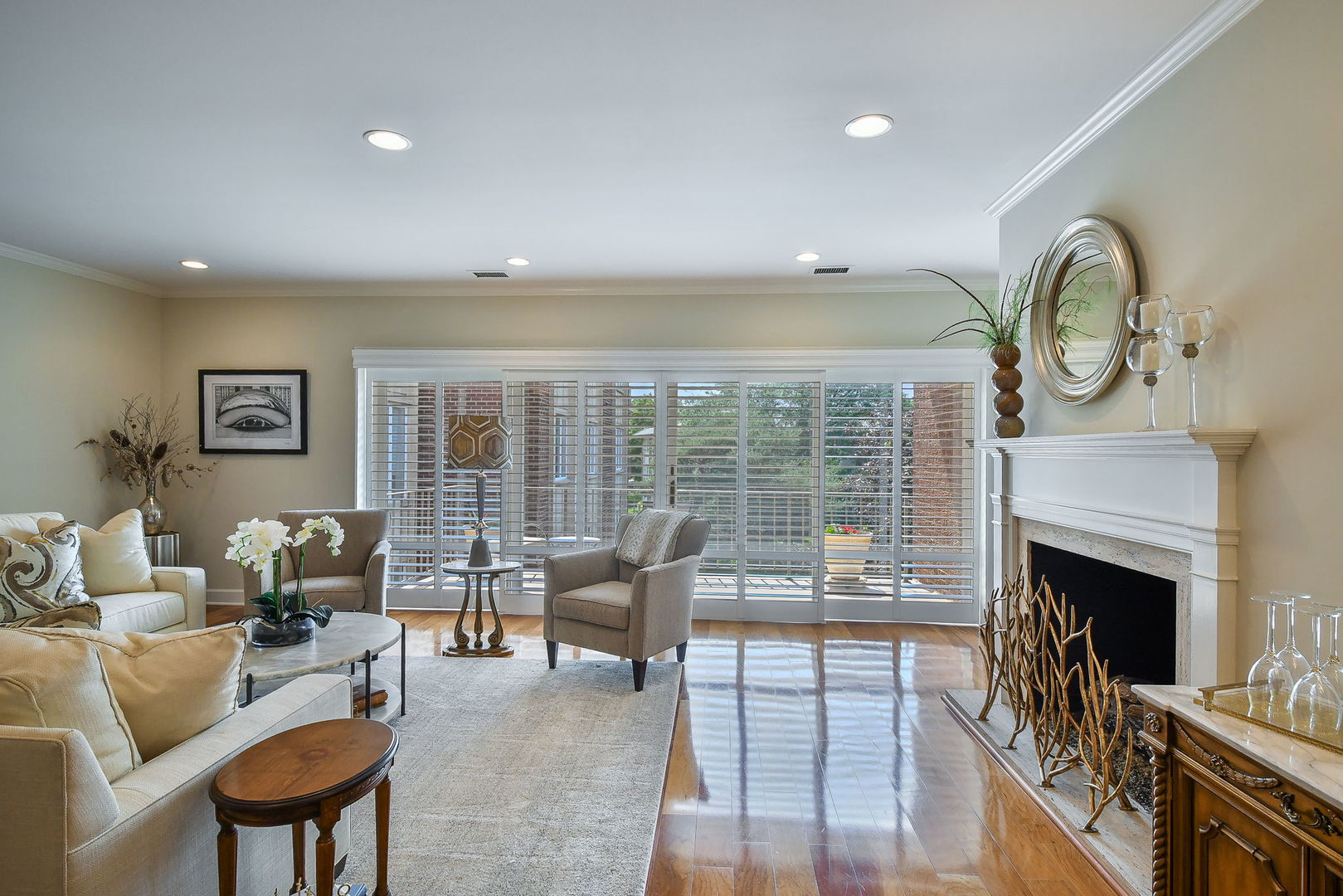 5 Oak Brook Club Drive #N305, Oak Brook, IL 60523