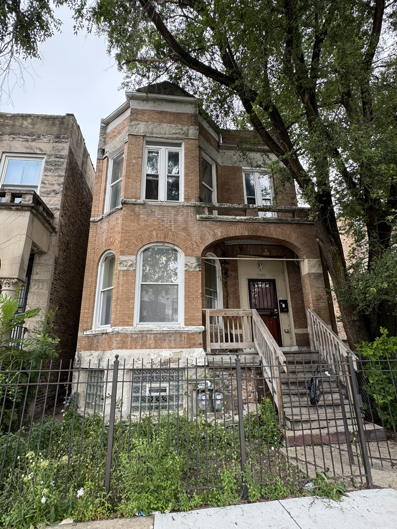 1806 S Homan Avenue, Chicago, IL 60623