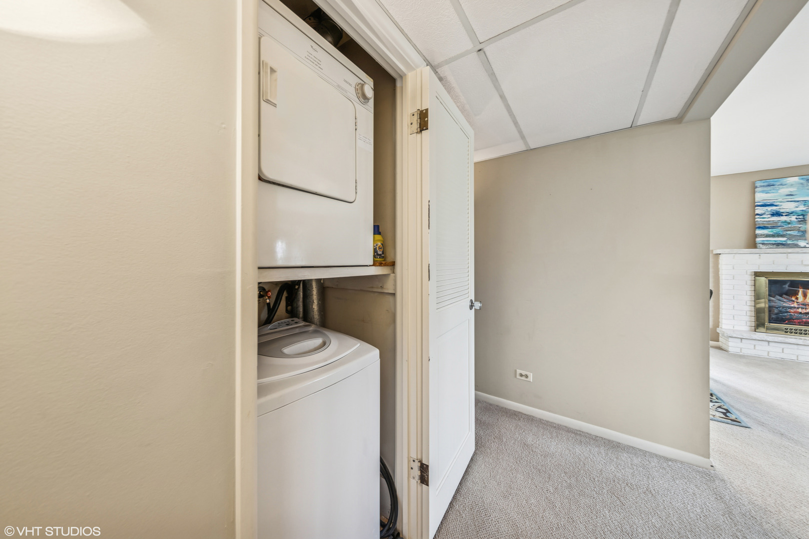75 S 6th Avenue #301, La Grange, IL 60525