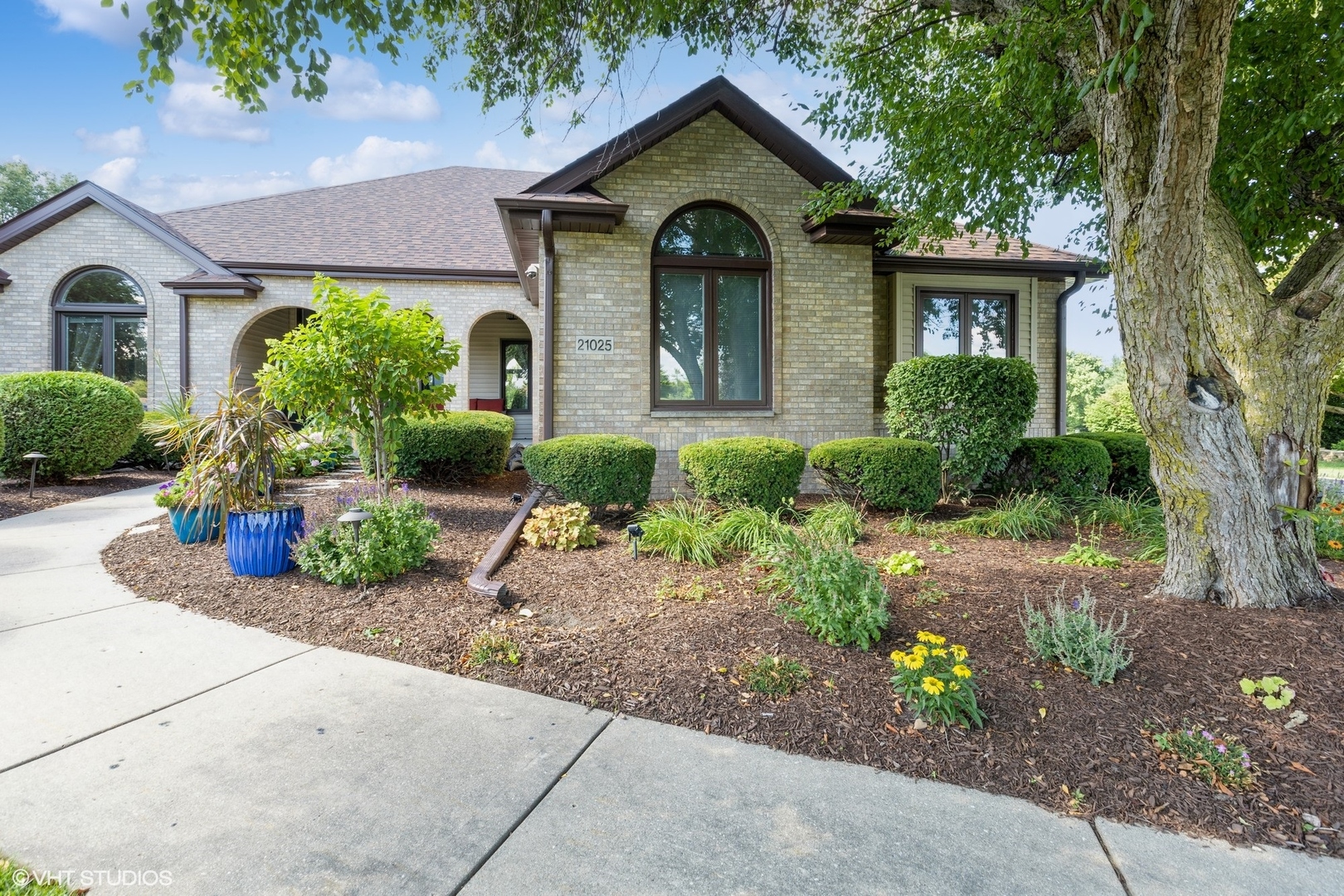 21025 Alicia Court, Lockport, IL 60441