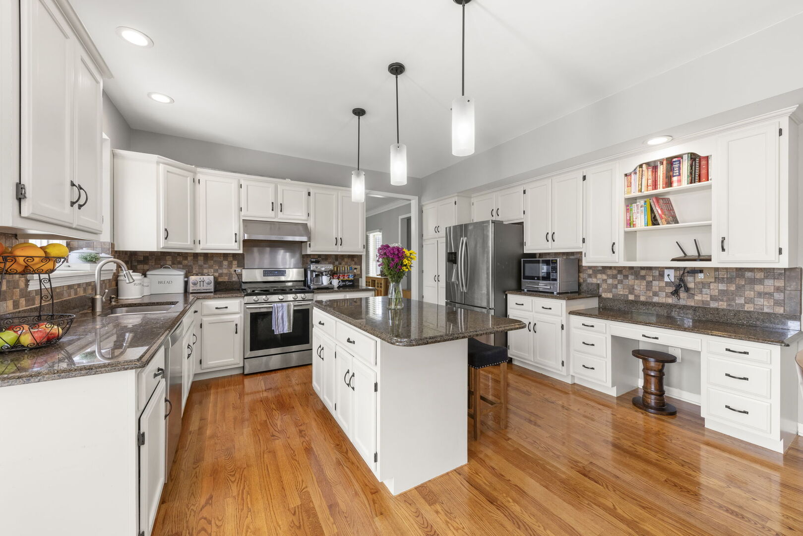13307 Blackstone Lane, Plainfield, IL 60585