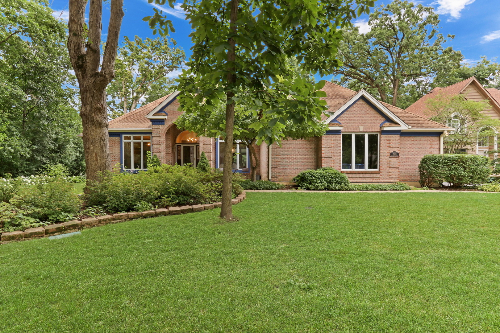 7624 Bittersweet Drive, Gurnee, IL 60031