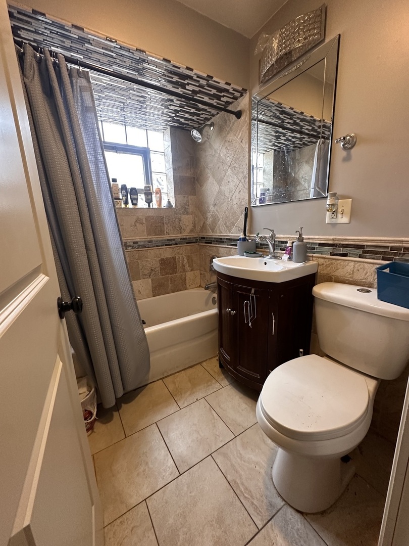 3914 W 84th Place, Chicago, IL 60652