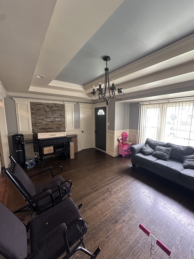 3914 W 84th Place, Chicago, IL 60652
