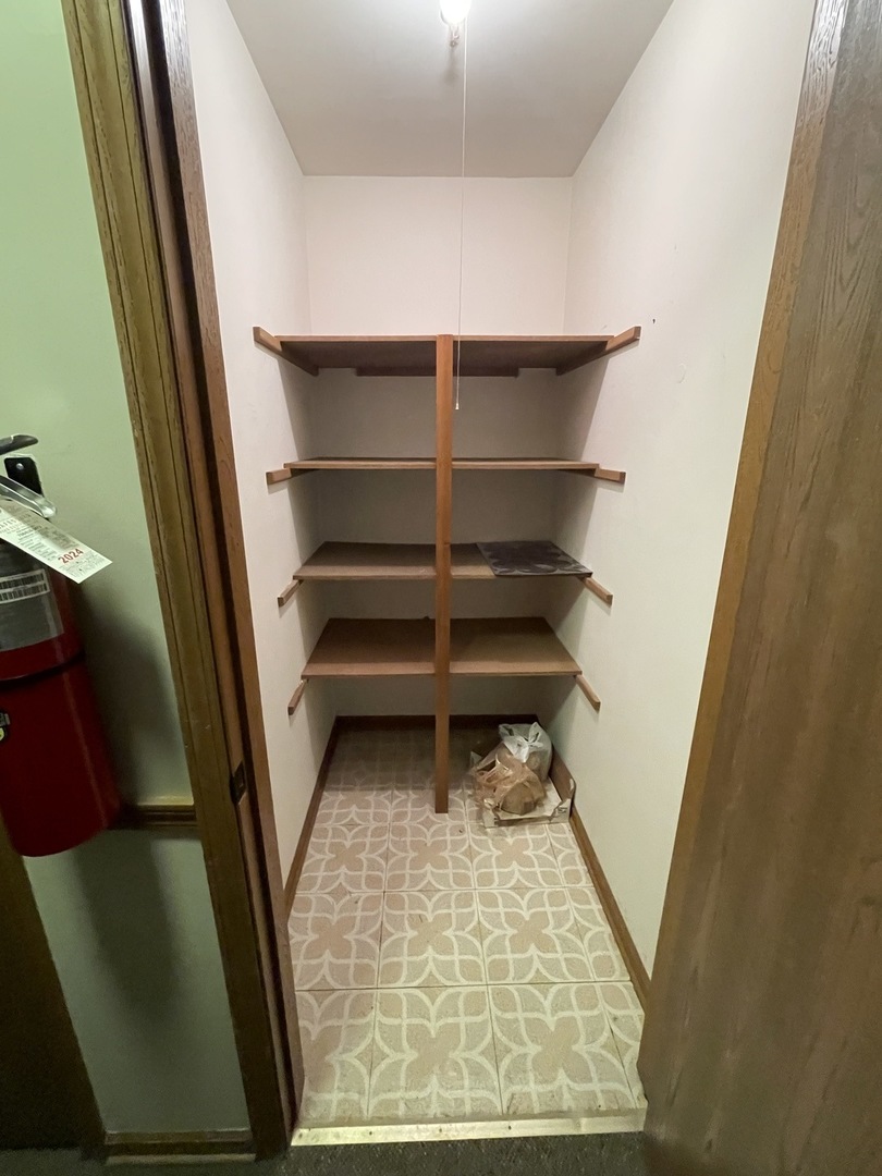 3715 W 119th Street #206, Alsip, IL 60803