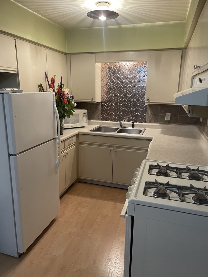 3715 W 119th Street #206, Alsip, IL 60803