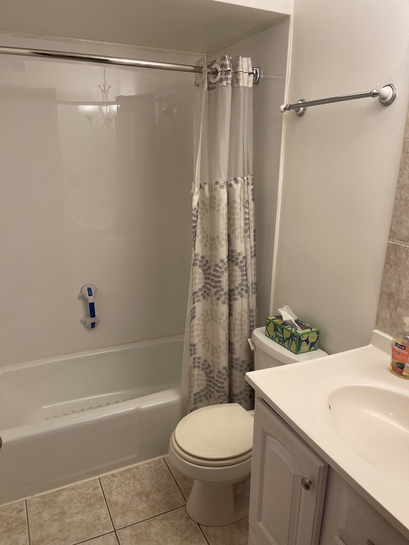 3715 W 119th Street #206, Alsip, IL 60803