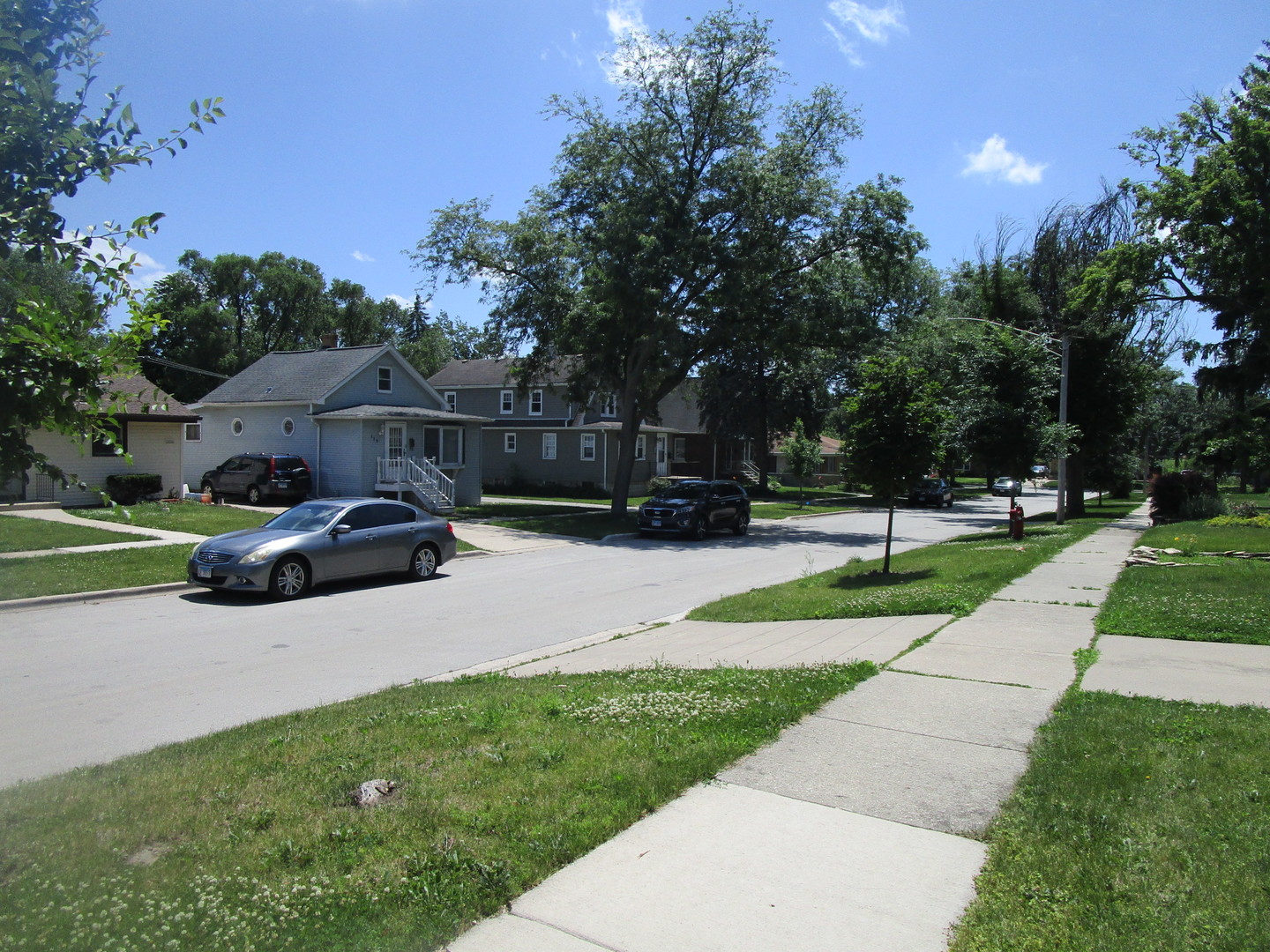 126 N 3rd Avenue, Villa Park, IL 60181