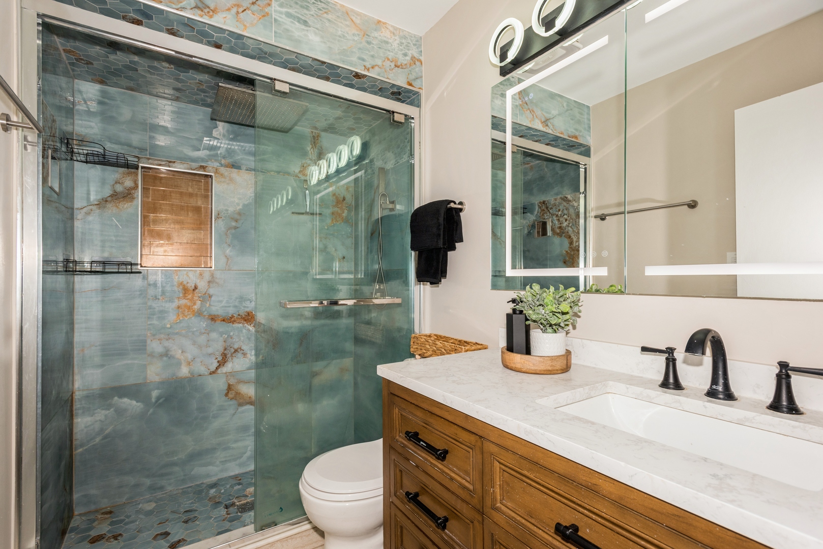 1212 Whispering Hills Court #2B, Naperville, IL 60540