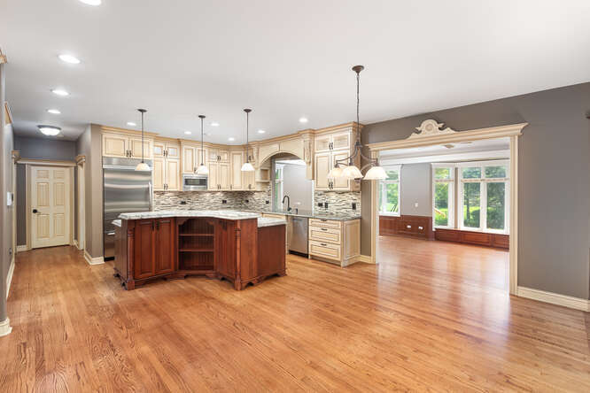 3316 Scottsdale Court, Naperville, IL 60564