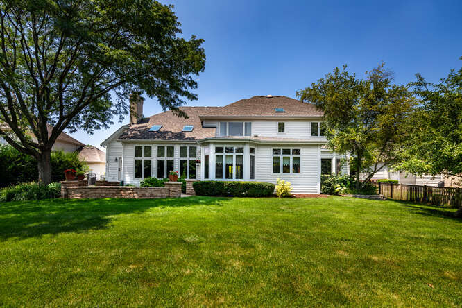 3316 Scottsdale Court, Naperville, IL 60564