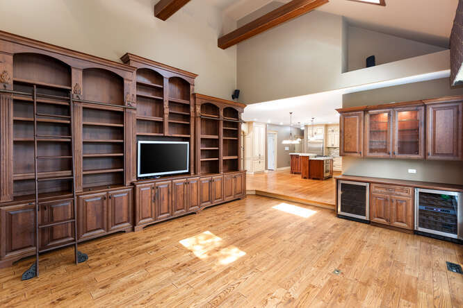 3316 Scottsdale Court, Naperville, IL 60564