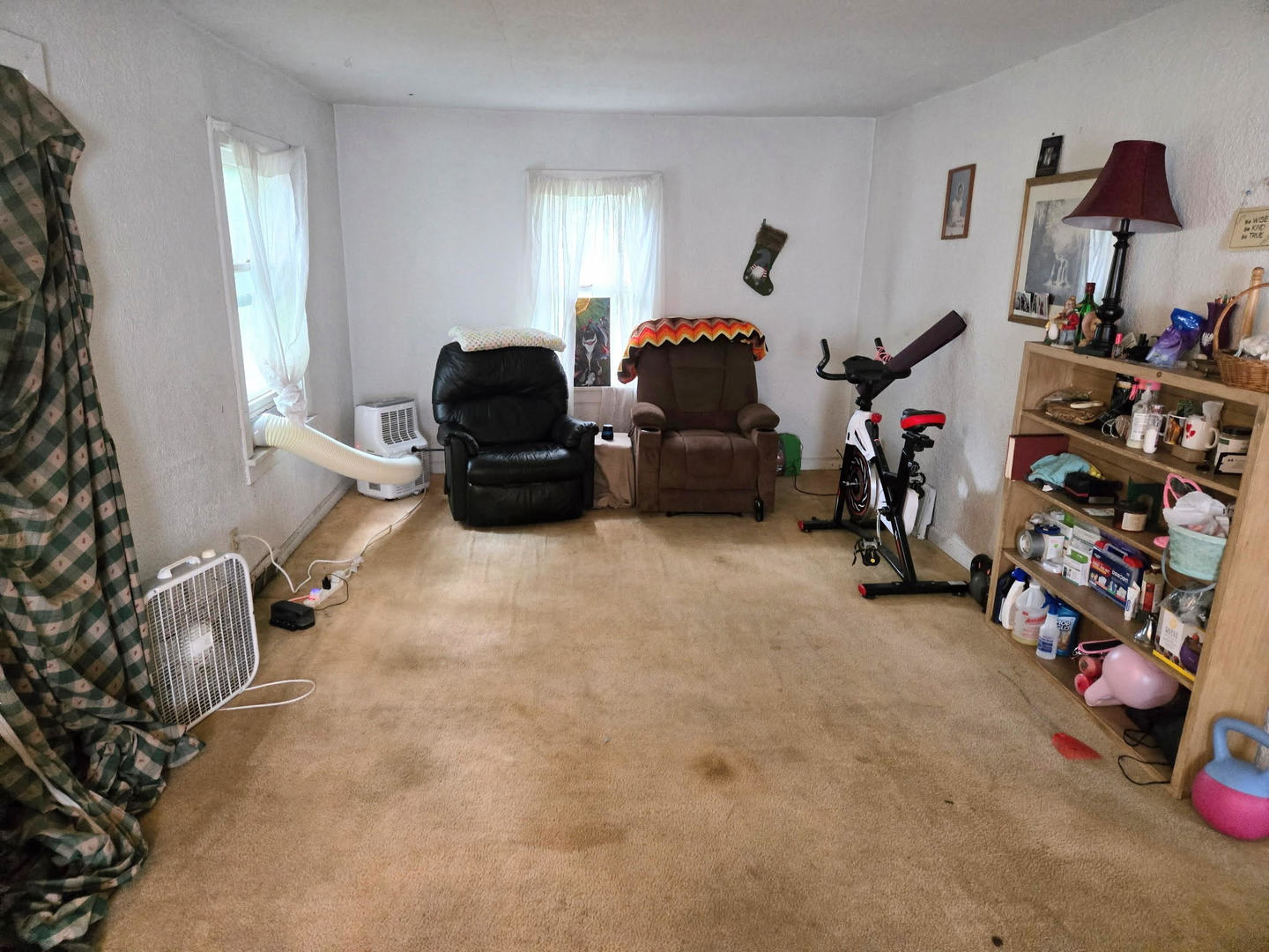 1010 Maplecrest Street, Joliet, IL 60432