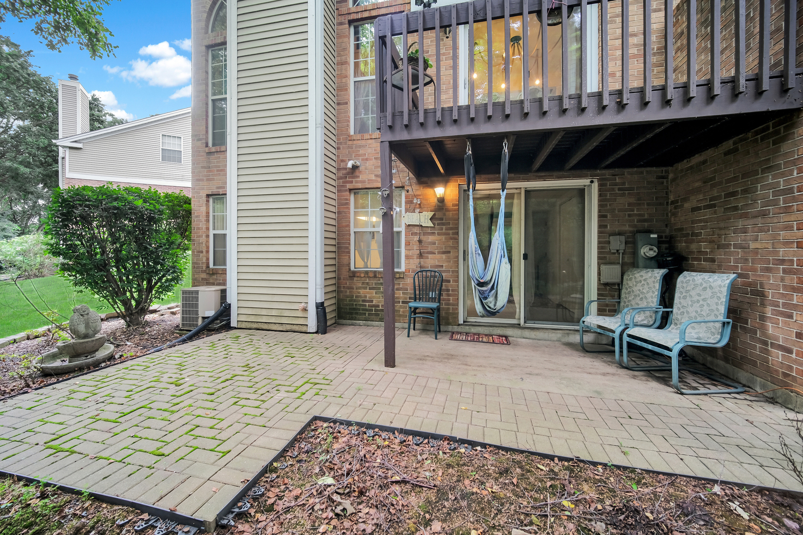 640 Hillview Court #640, West Chicago, IL 60185
