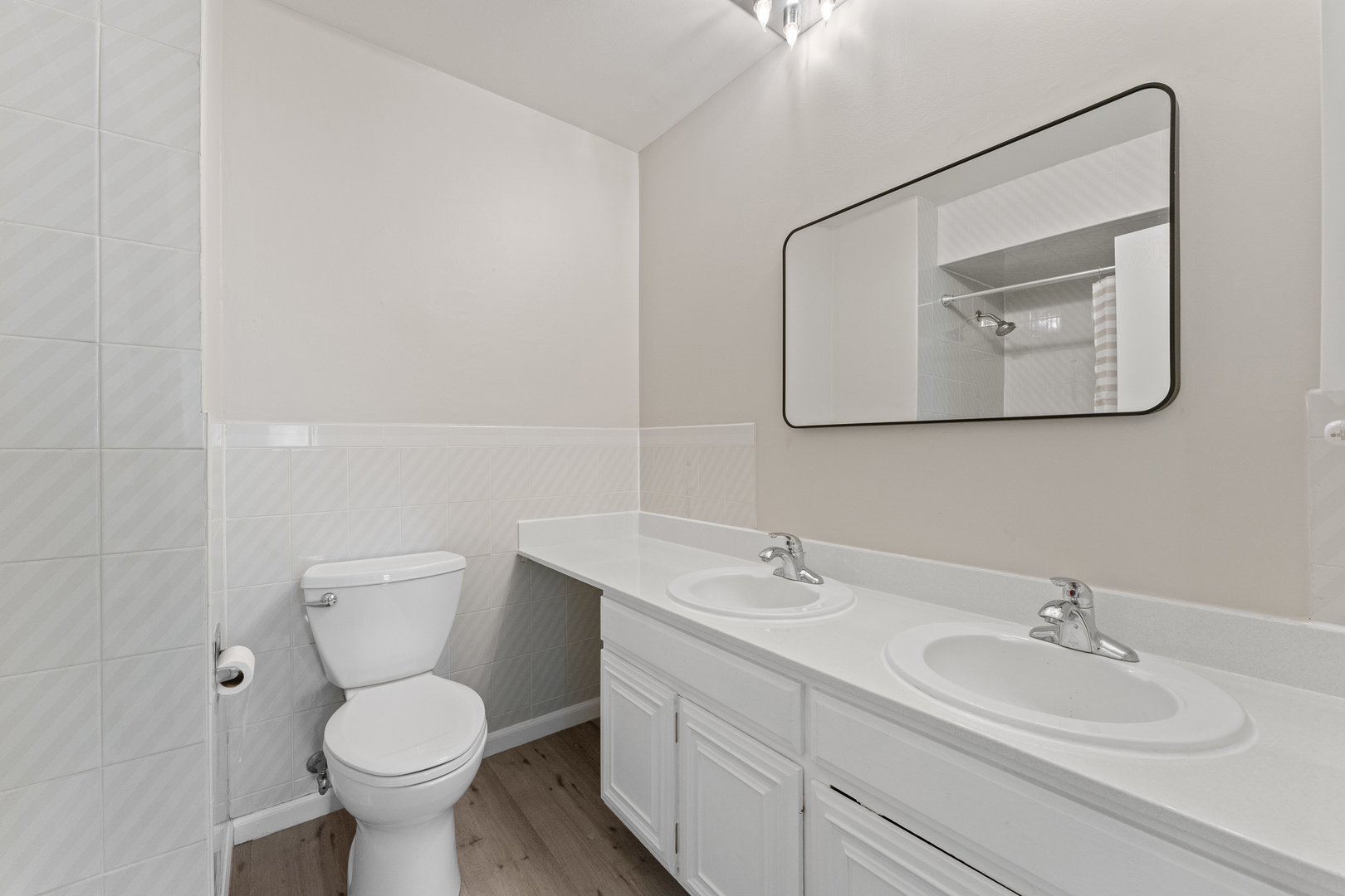6S184 Lakewood Drive, Naperville, IL 60540