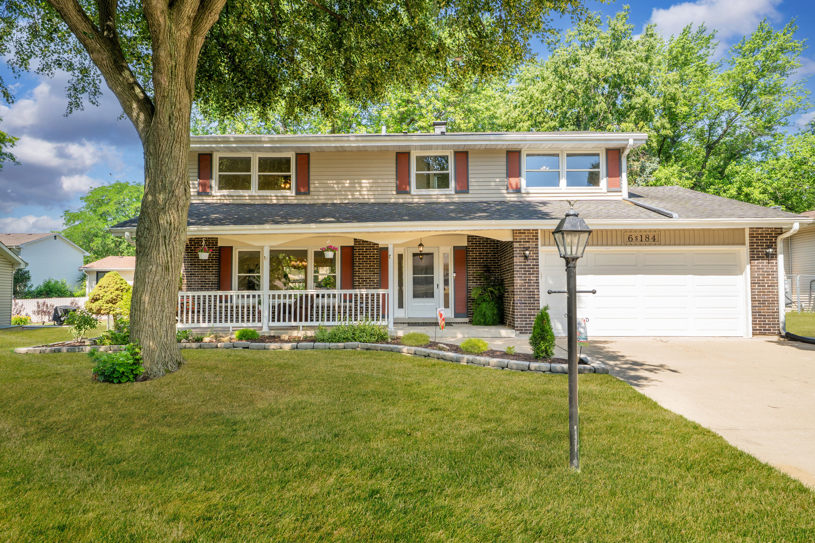6S184 Lakewood Drive, Naperville, IL 60540