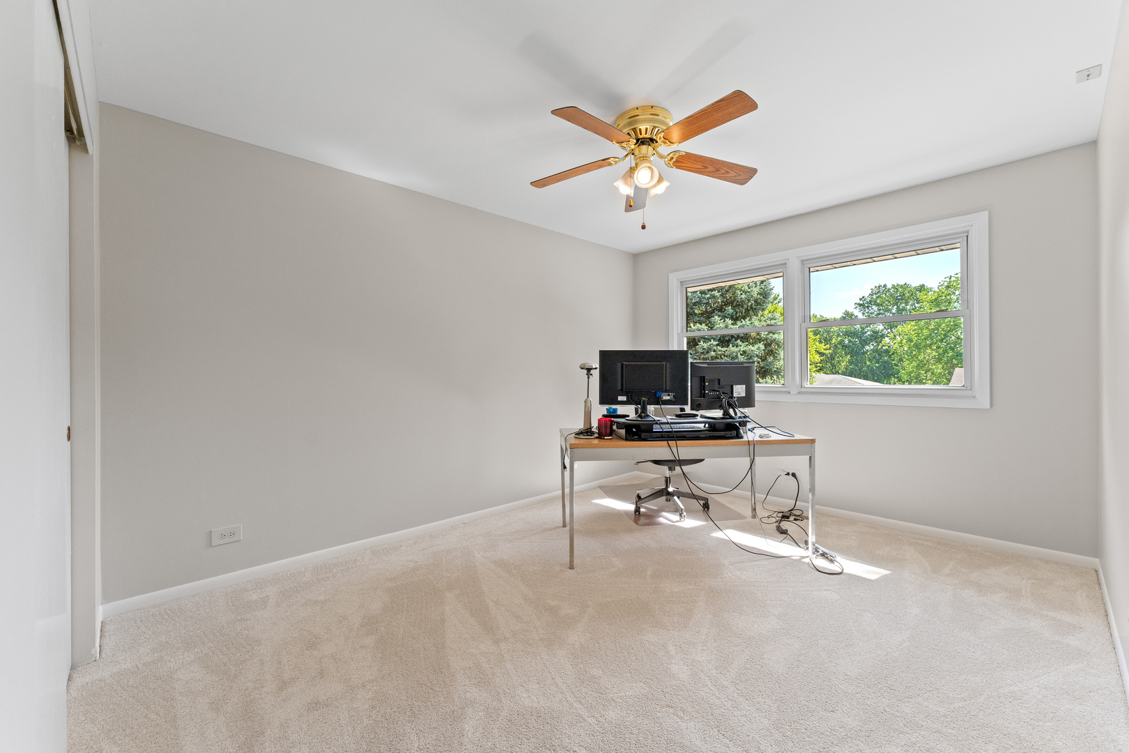 6S184 Lakewood Drive, Naperville, IL 60540