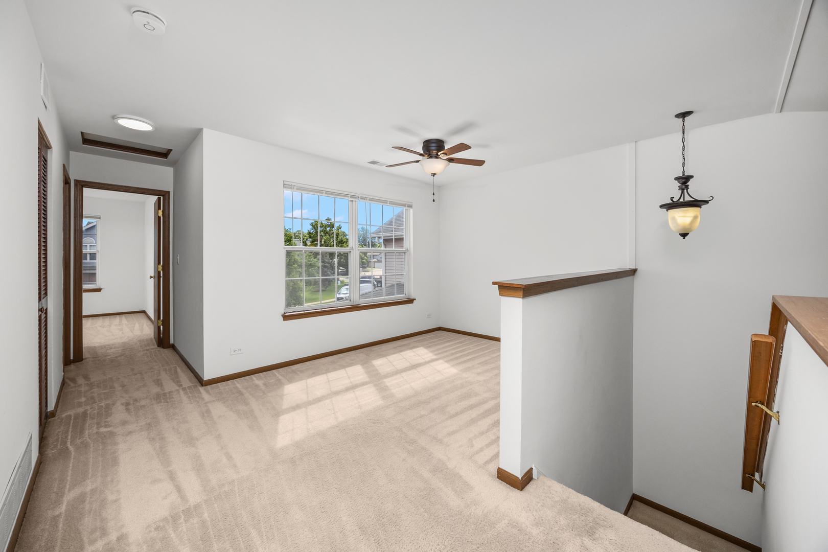 210 Grandview Court, Algonquin, IL 60102