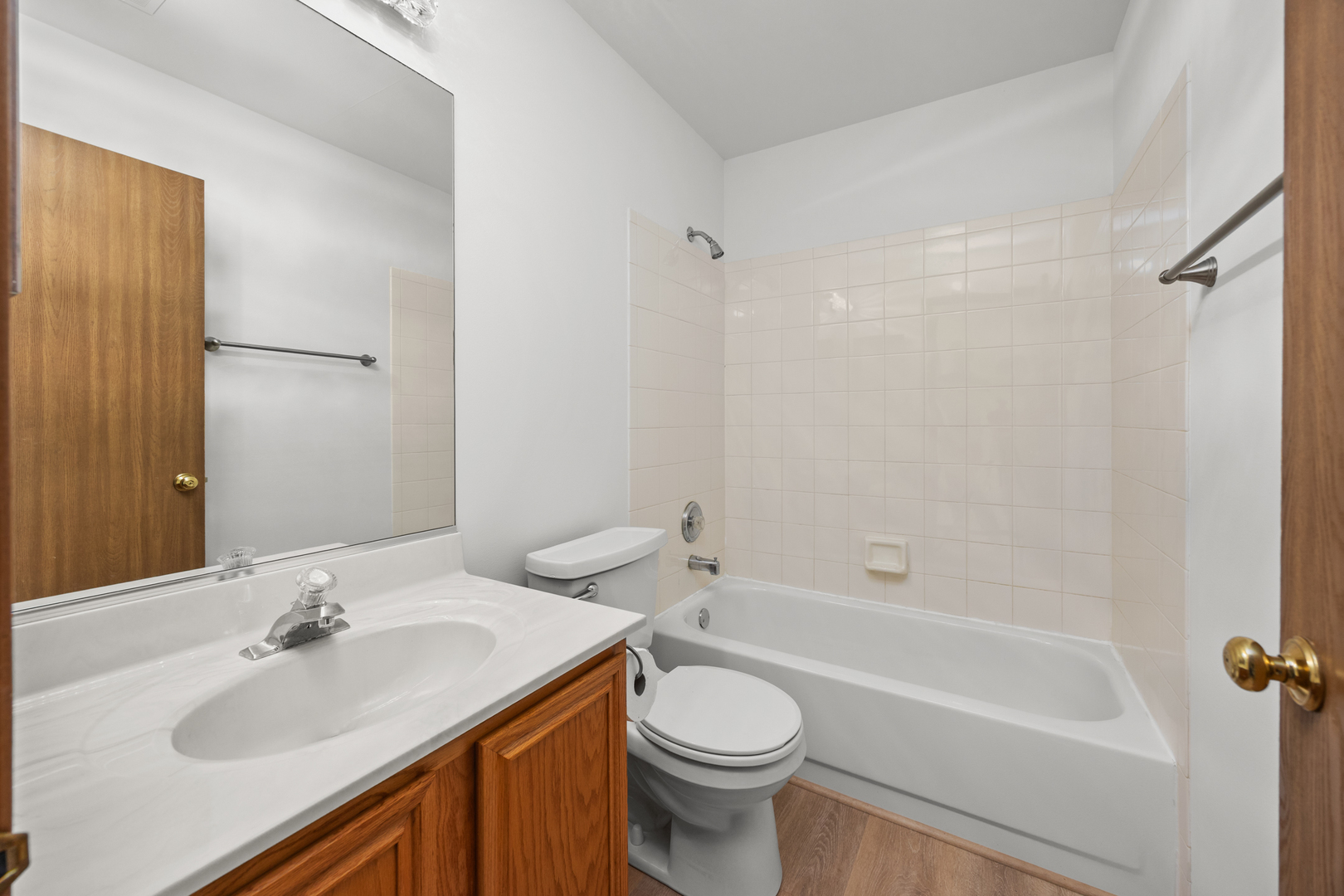 210 Grandview Court, Algonquin, IL 60102