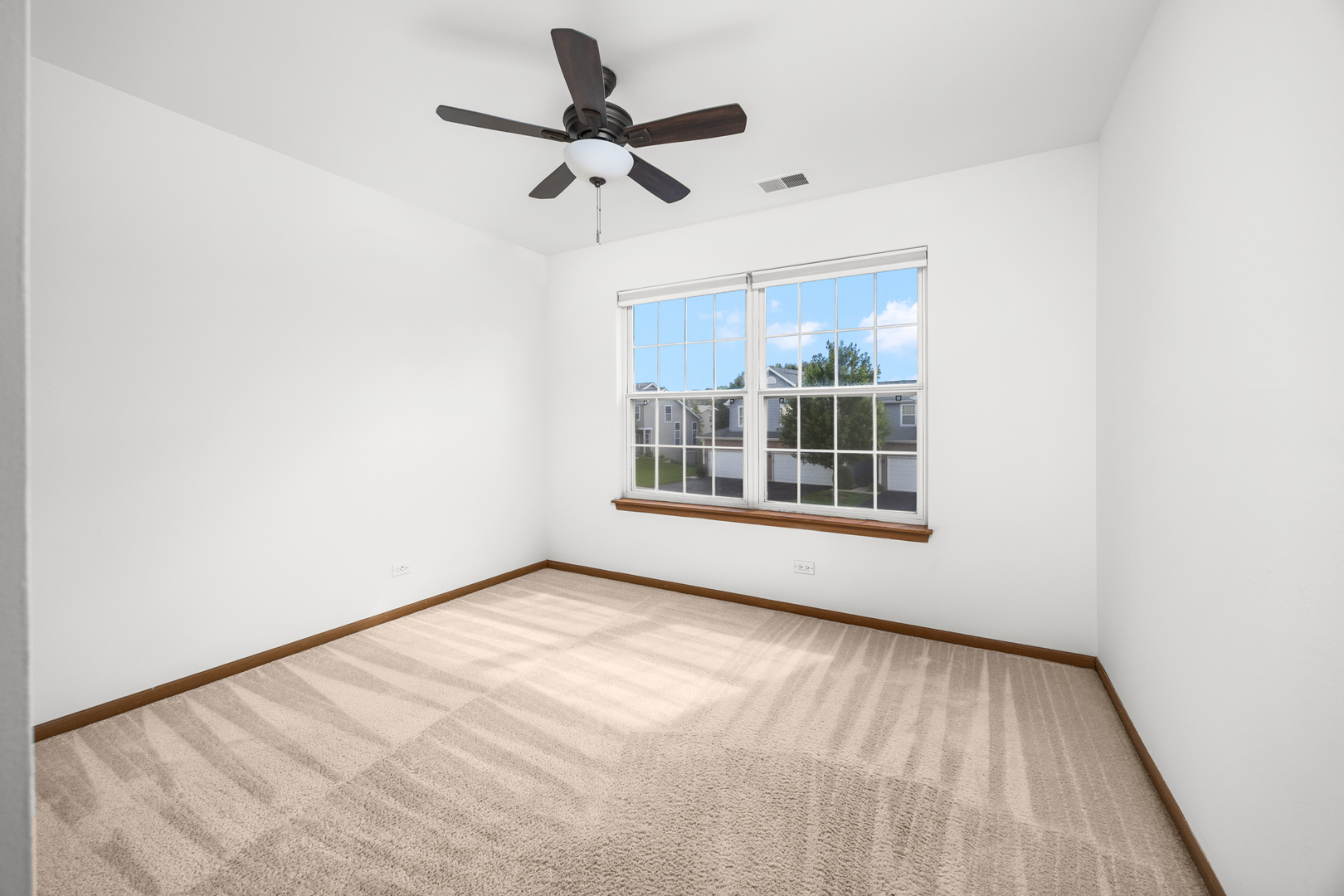 210 Grandview Court, Algonquin, IL 60102