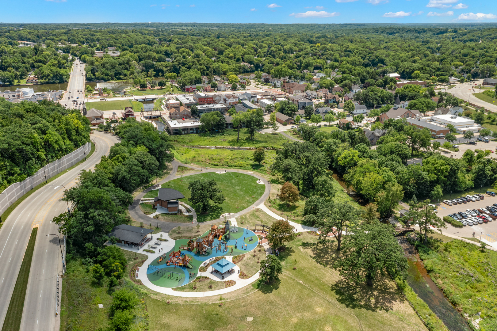 210 Grandview Court, Algonquin, IL 60102